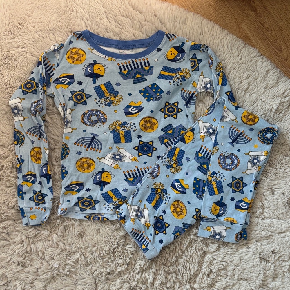 Kids Hanukkah Pajama Set in Blue and Yellow